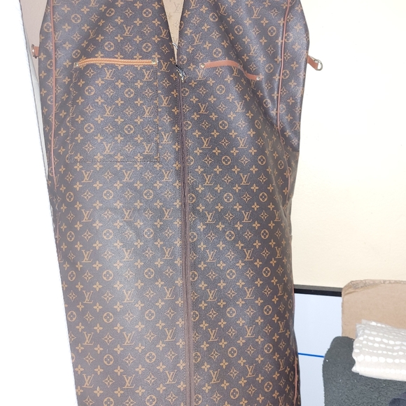LV garment travel bag - Picture 3 of 6